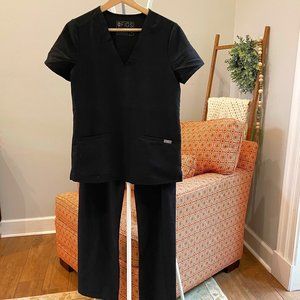 FIGS Black Scrubs.  Women's.  Top: XS   Bottoms: Small
